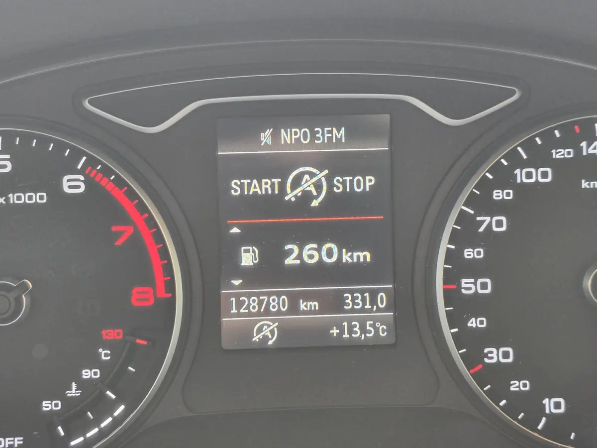 1.0 TFSI Sport S Line / NAP / Open Panoramadak / Cruise Control / Camera / Navi / Elek Pakket / Nette Staat