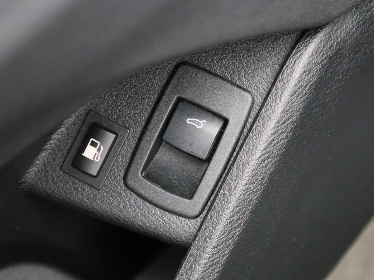 xDrive25e | PANORAMA-SCHUIFDAK | HEAD-UP | LEER | CAMERA | NAVIGATIE | STOELVERWARMING