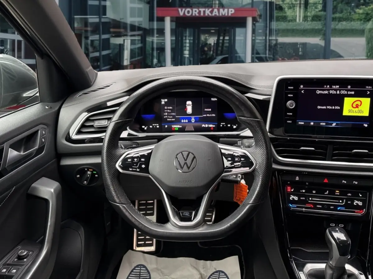 1.5 TSI DSG R-LINE AFN.TREKHAAK/CAMERA/ACC/CLIMA/STOELVERW/CARPLAY