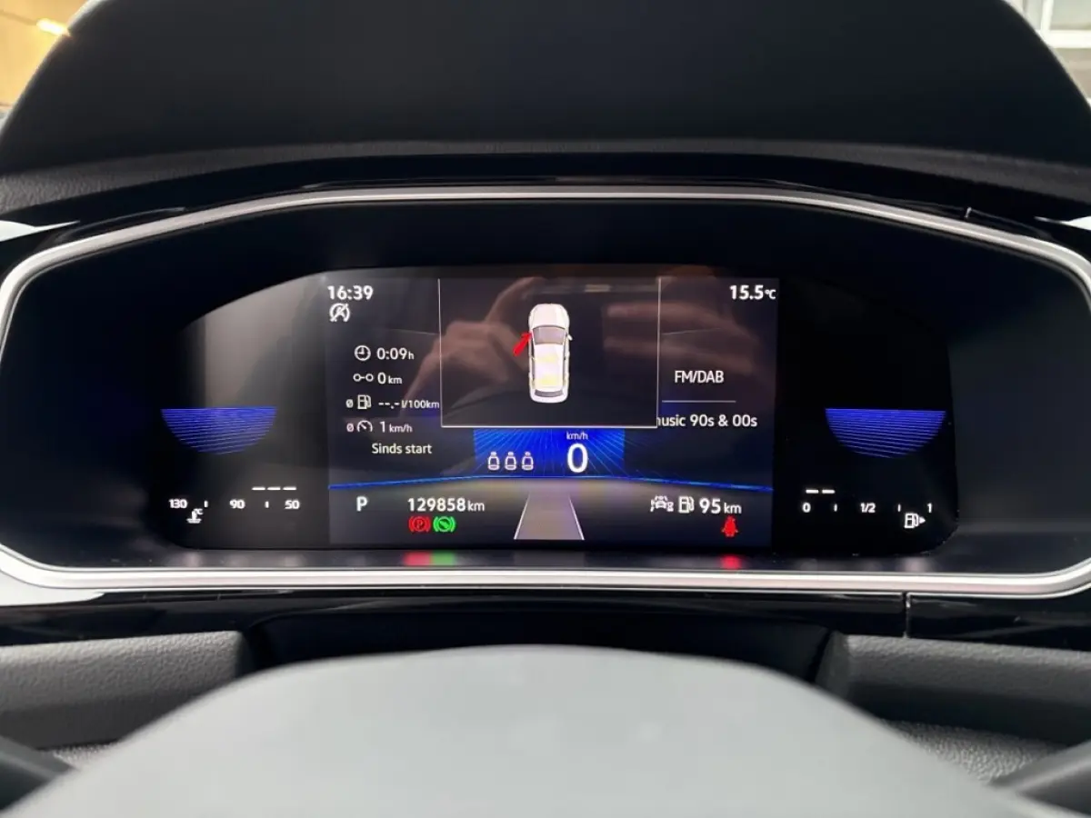 1.5 TSI DSG R-LINE AFN.TREKHAAK/CAMERA/ACC/CLIMA/STOELVERW/CARPLAY