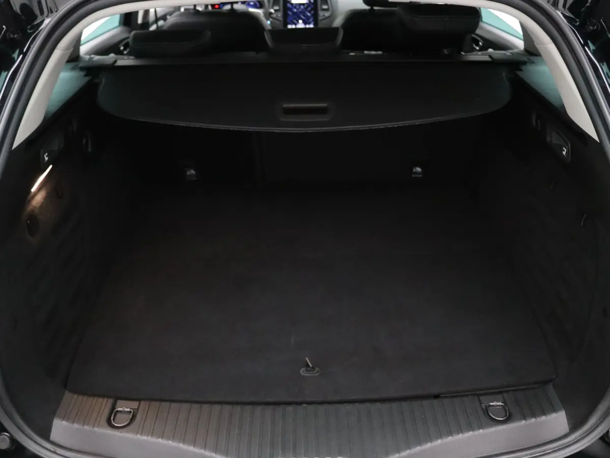 Plug-In Hybrid 160pk Intens Camera | Cruise | Navi | Parkeersens. v+a
