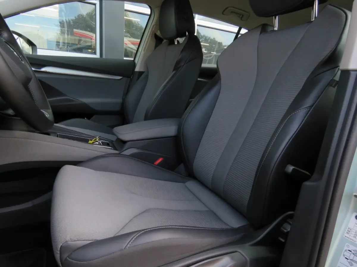 iV60 BNS EDITION / soh89% / Navi / Carplay / BOVAG garantie