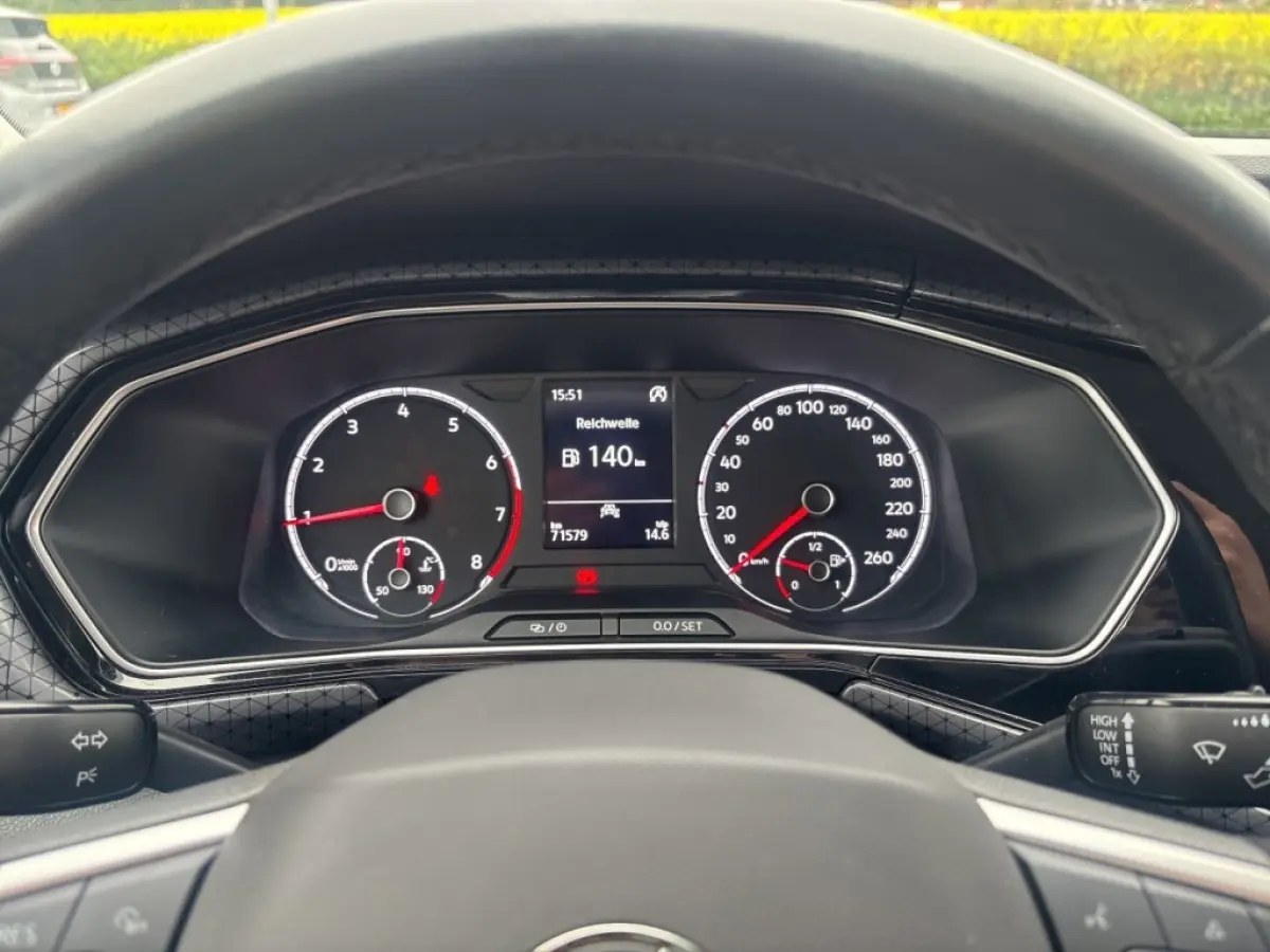 1.0 TSI STYLE PDC/CLIMA/LED/STOELVERW/CARPLAY