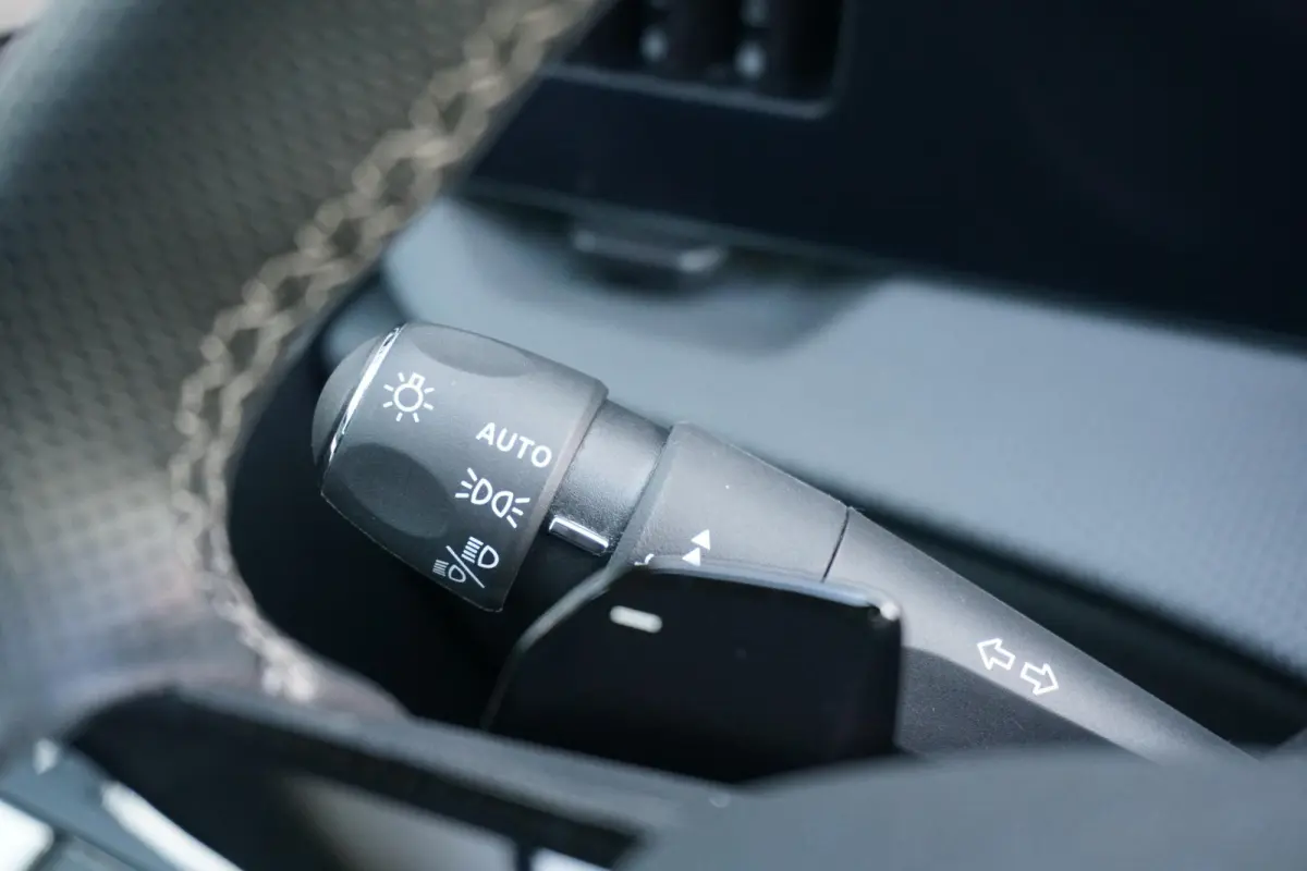 1.6 Hybrid Business Elegance 180pk *INCL BTW* + AGR STOEL / CAMERA / KEYLESS / APPLE CARPLAY