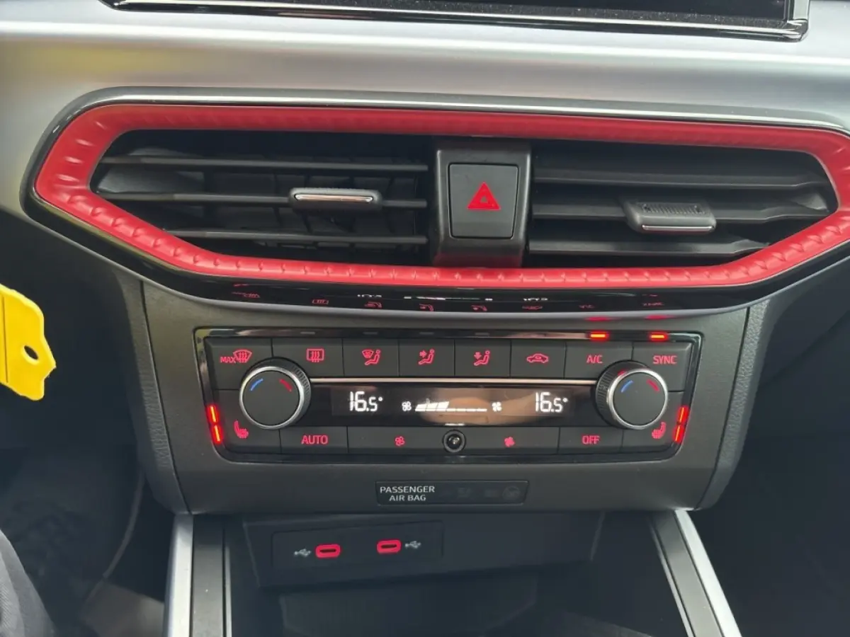 1.5 TSI DSG FR AFN.TREKHAAK/CAMERA/ACC/CLIMA/STOELVERW/NAVI/CARPLAY