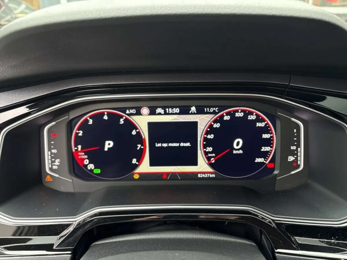 2.0 TSI DSG GTI PANO-DAK/CAMERA/ACC/BEATS/IQ-LIGHTS/STOELVERW/CARPLAY