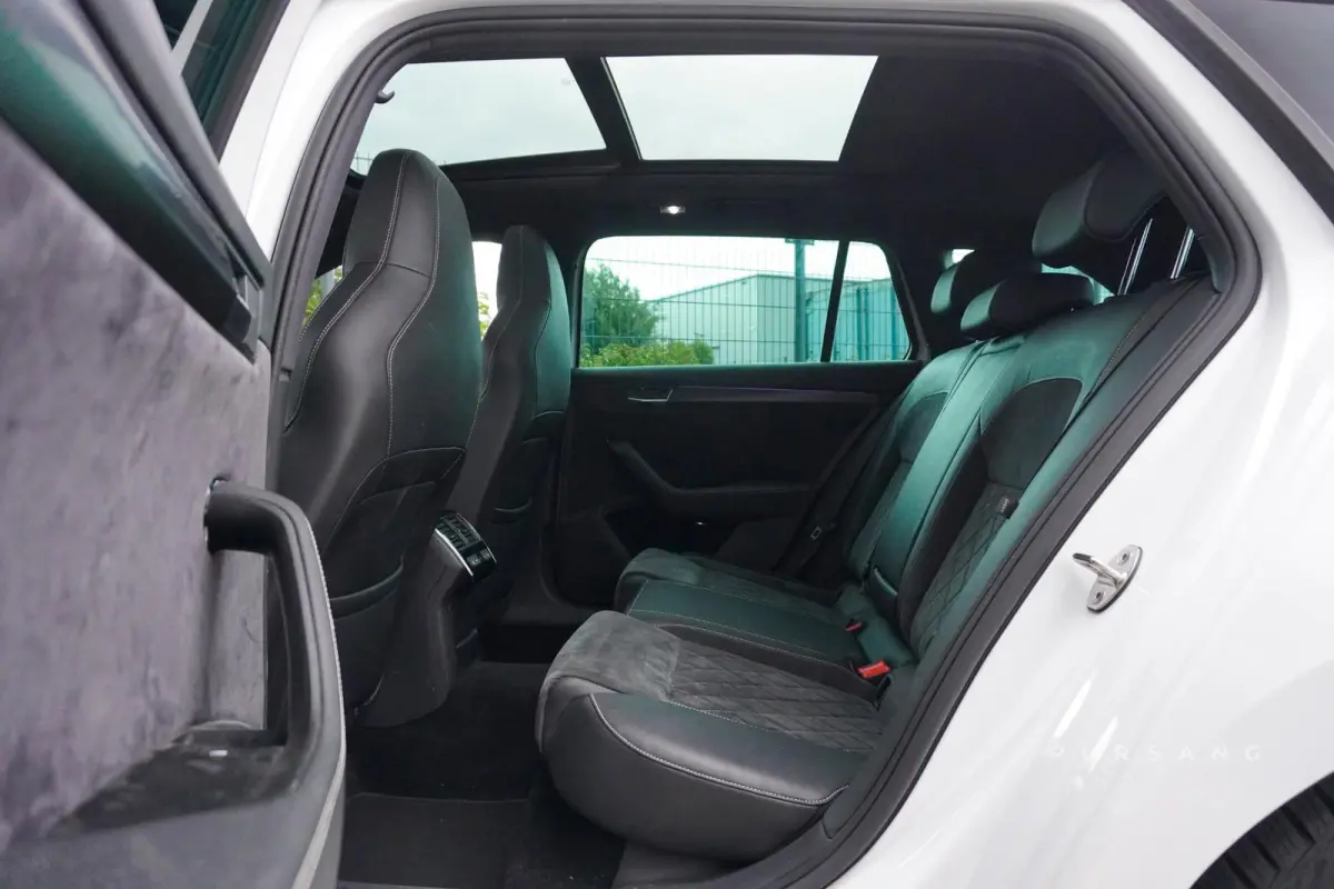 1.4 TSI iV Sportline | Panorama | Trekhaak | 360 Cam | Canton