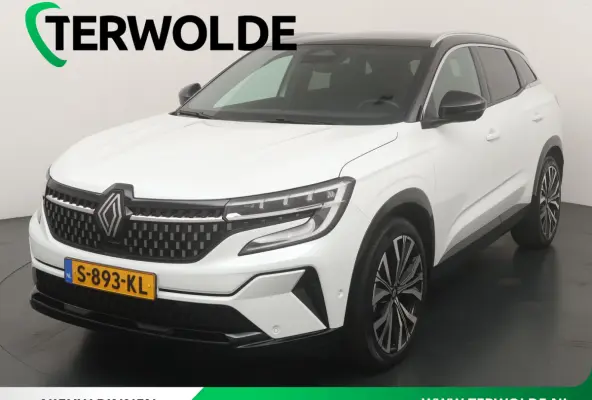 iconic E-Tech full hybrid 200 | Trekhaak | Panoramadak | Harman Kardon | Adapt. Cruise |