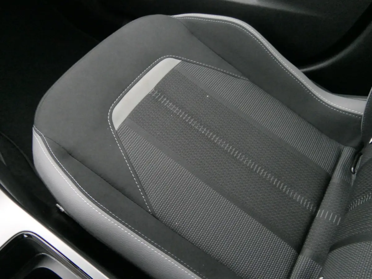 1.2 Turbo Hybrid GS | Camera | Winter Pack