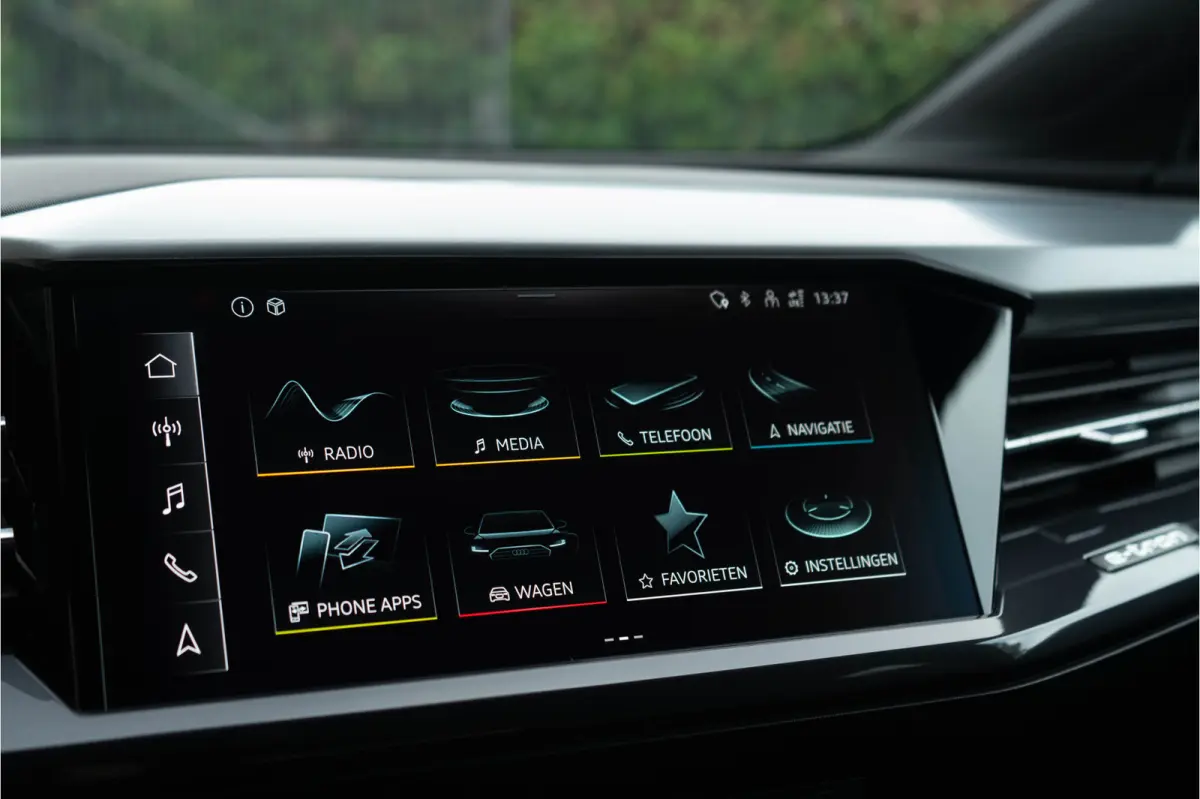 40 / 2x S-line/ Standkachel/ Adaptive Cruise Control/ Head-Up Display/ 150kW (204PK)