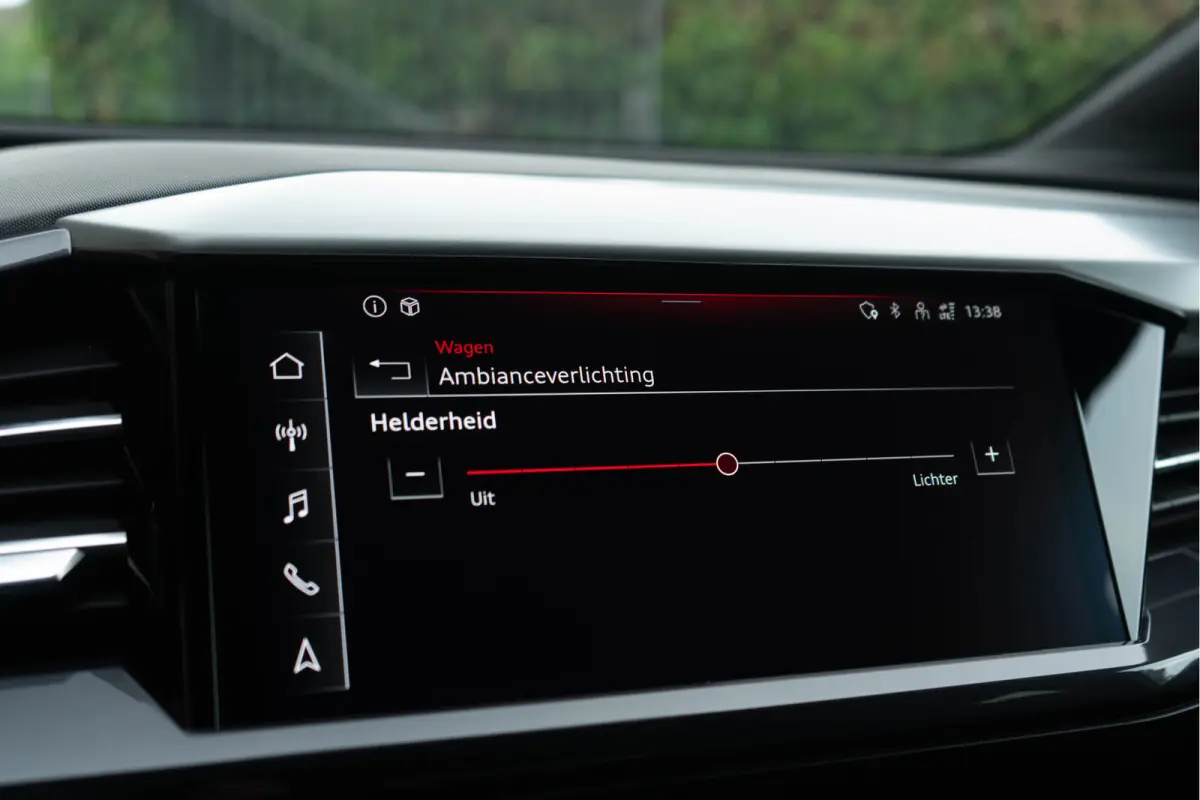 40 / 2x S-line/ Standkachel/ Adaptive Cruise Control/ Head-Up Display/ 150kW (204PK)
