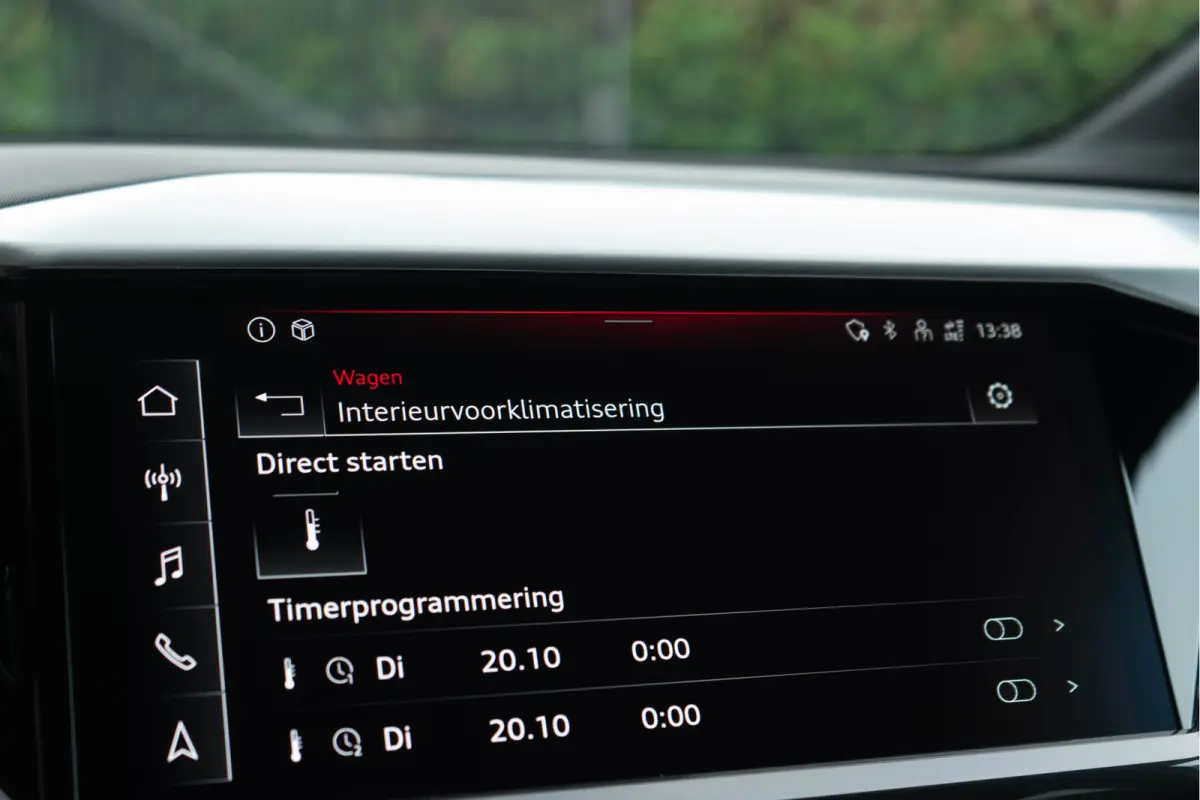 40 / 2x S-line/ Standkachel/ Adaptive Cruise Control/ Head-Up Display/ 150kW (204PK)