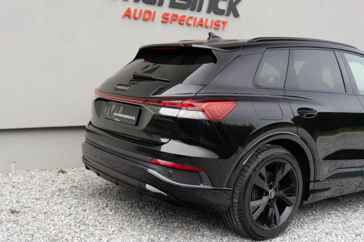 40 / 2x S-line/ Standkachel/ Adaptive Cruise Control/ Head-Up Display/ 150kW (204PK)