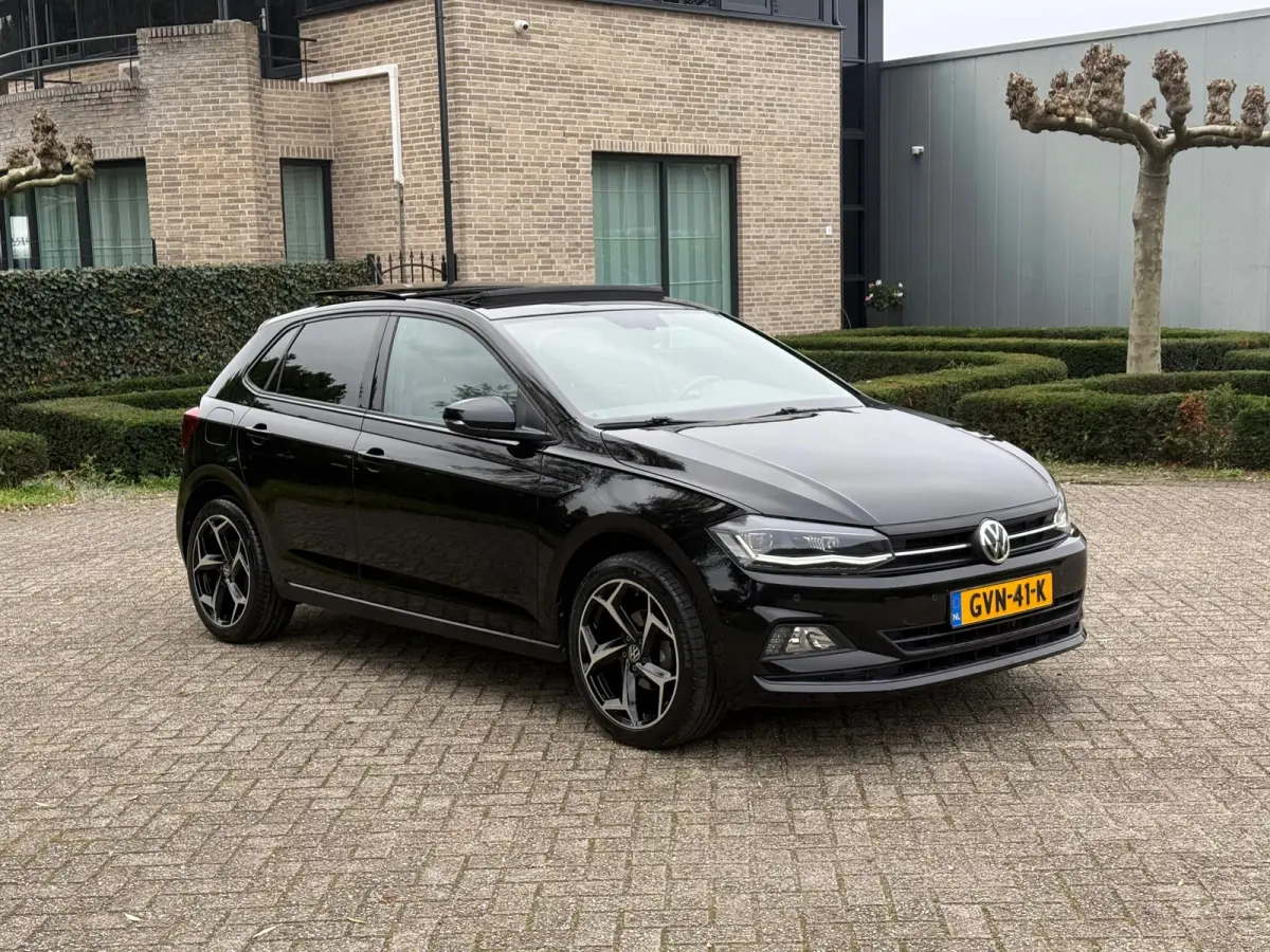 1.0 TSI Highline DSG I DIGITAL DASH I PANO I LED I LEER I CARPLAY