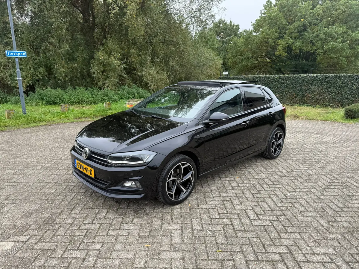 1.0 TSI Highline DSG I DIGITAL DASH I PANO I LED I LEER I CARPLAY