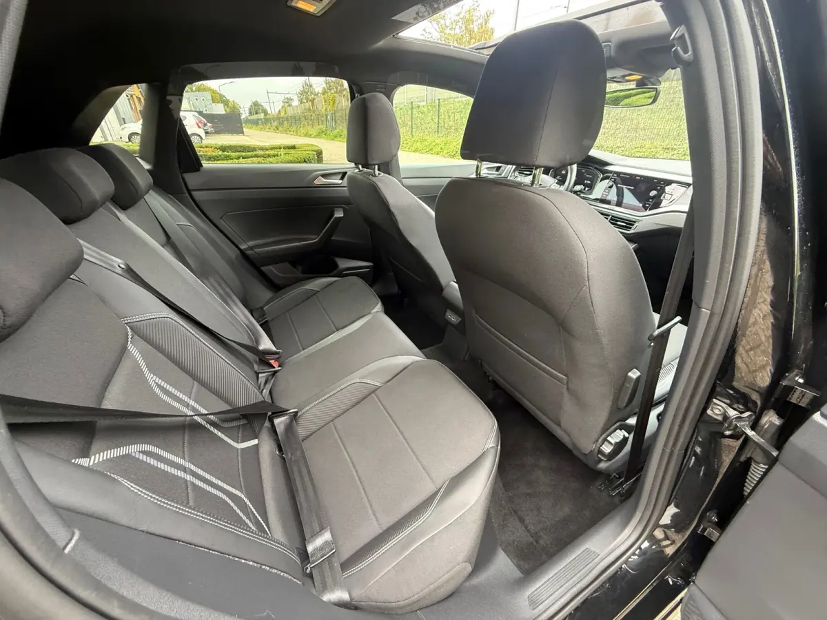 1.0 TSI Highline DSG I DIGITAL DASH I PANO I LED I LEER I CARPLAY