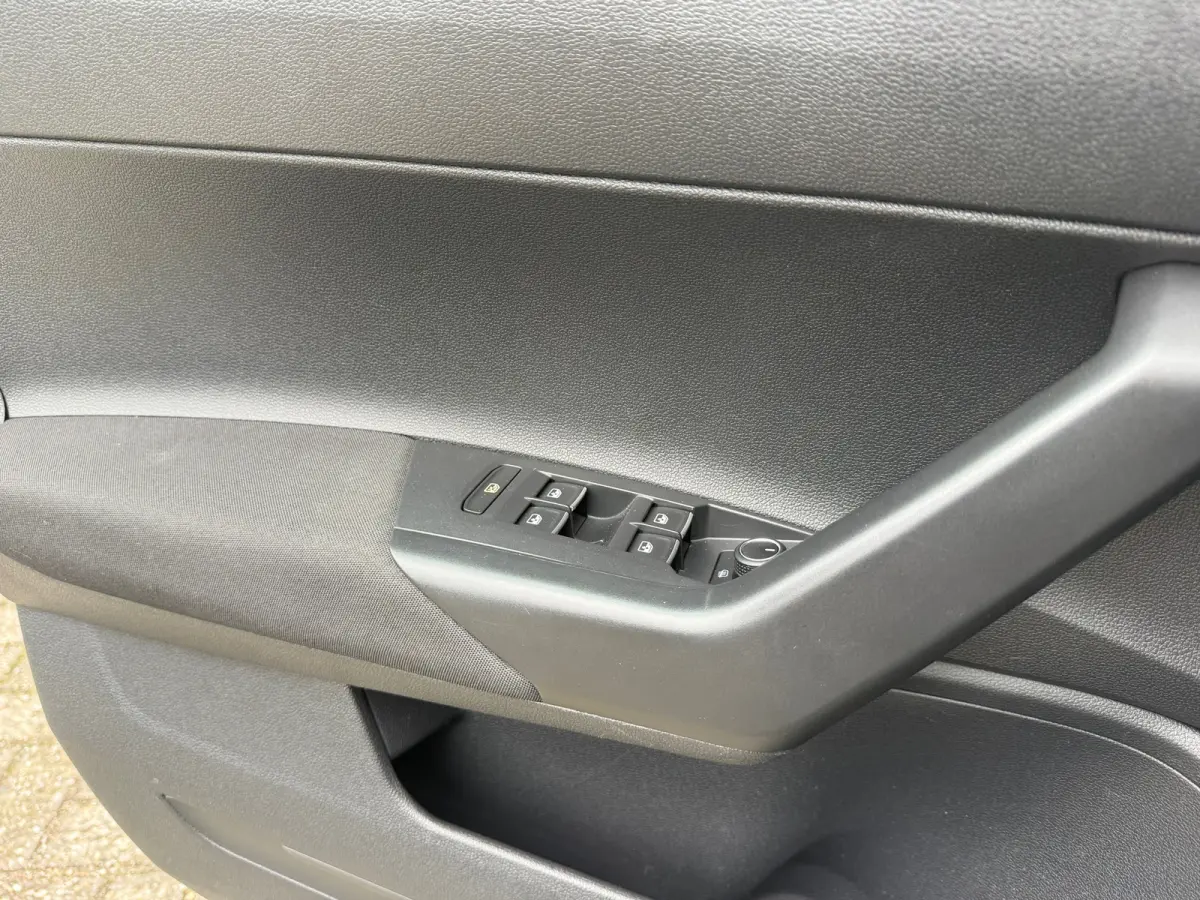1.0 TSI Highline DSG I DIGITAL DASH I PANO I LED I LEER I CARPLAY