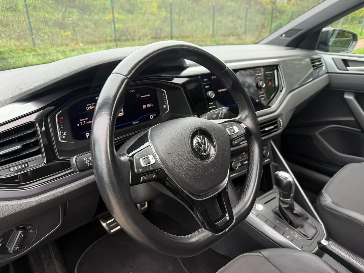 1.0 TSI Highline DSG I DIGITAL DASH I PANO I LED I LEER I CARPLAY