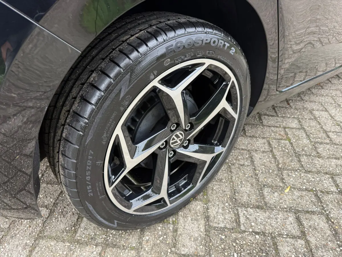 1.0 TSI Highline DSG I DIGITAL DASH I PANO I LED I LEER I CARPLAY
