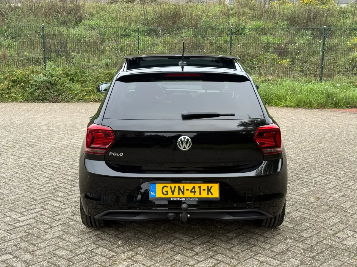 1.0 TSI Highline DSG I DIGITAL DASH I PANO I LED I LEER I CARPLAY
