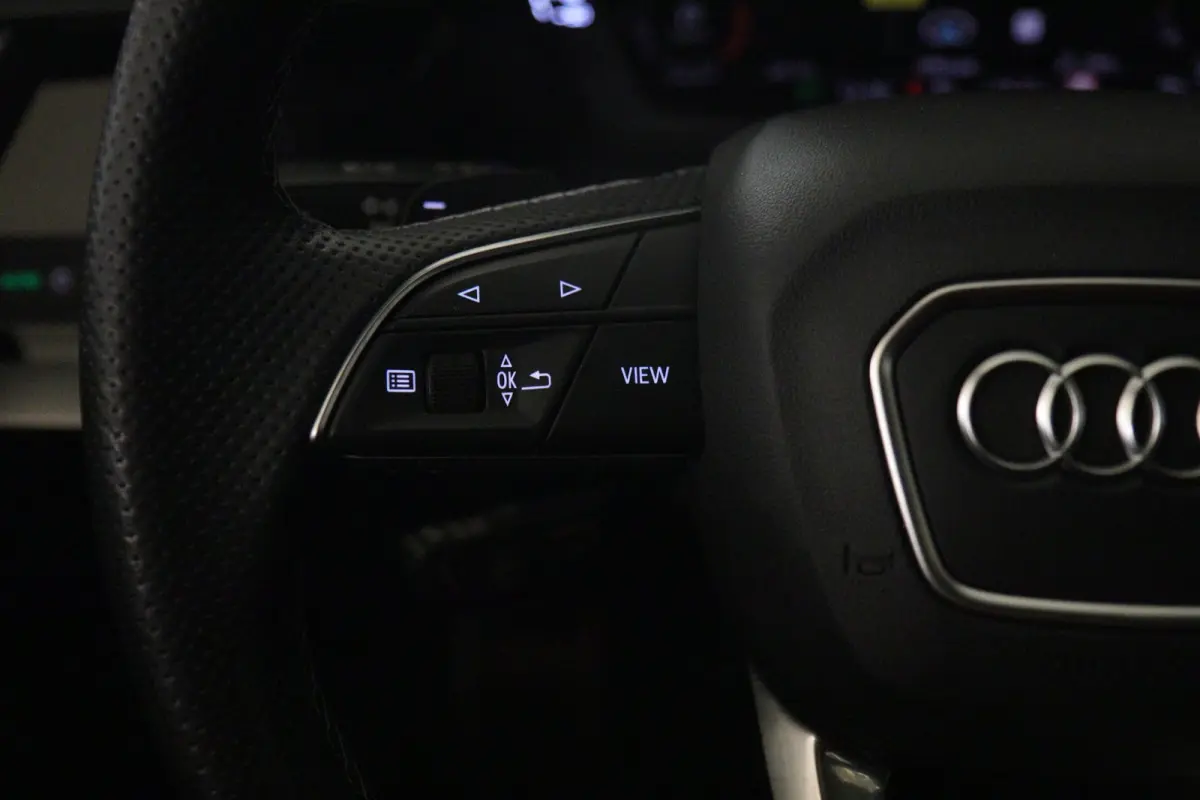 35 TFSI S Edition 3x S-Line PANO/CARPLAY/KEYLESS/ACC/VOL