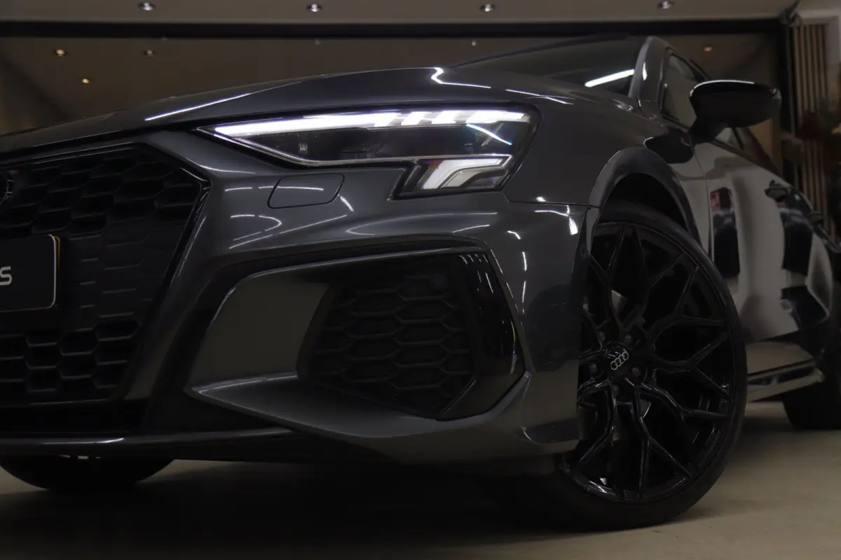 35 TFSI S Edition 3x S-Line PANO/CARPLAY/KEYLESS/ACC/VOL