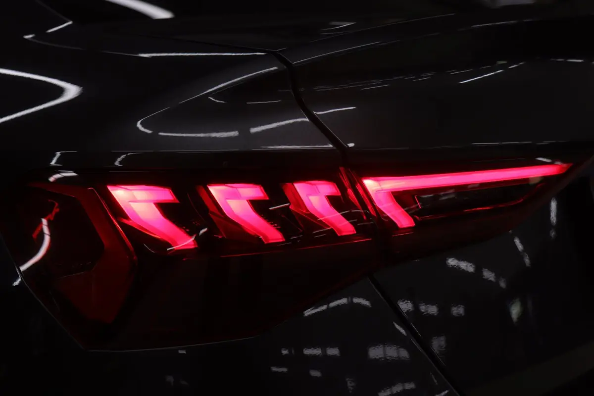 35 TFSI S Edition 3x S-Line PANO/CARPLAY/KEYLESS/ACC/VOL