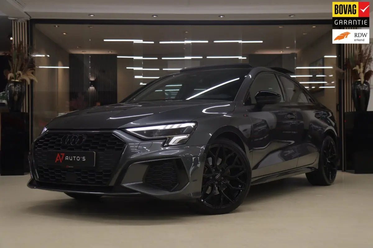 35 TFSI S Edition 3x S-Line PANO/CARPLAY/KEYLESS/ACC/VOL