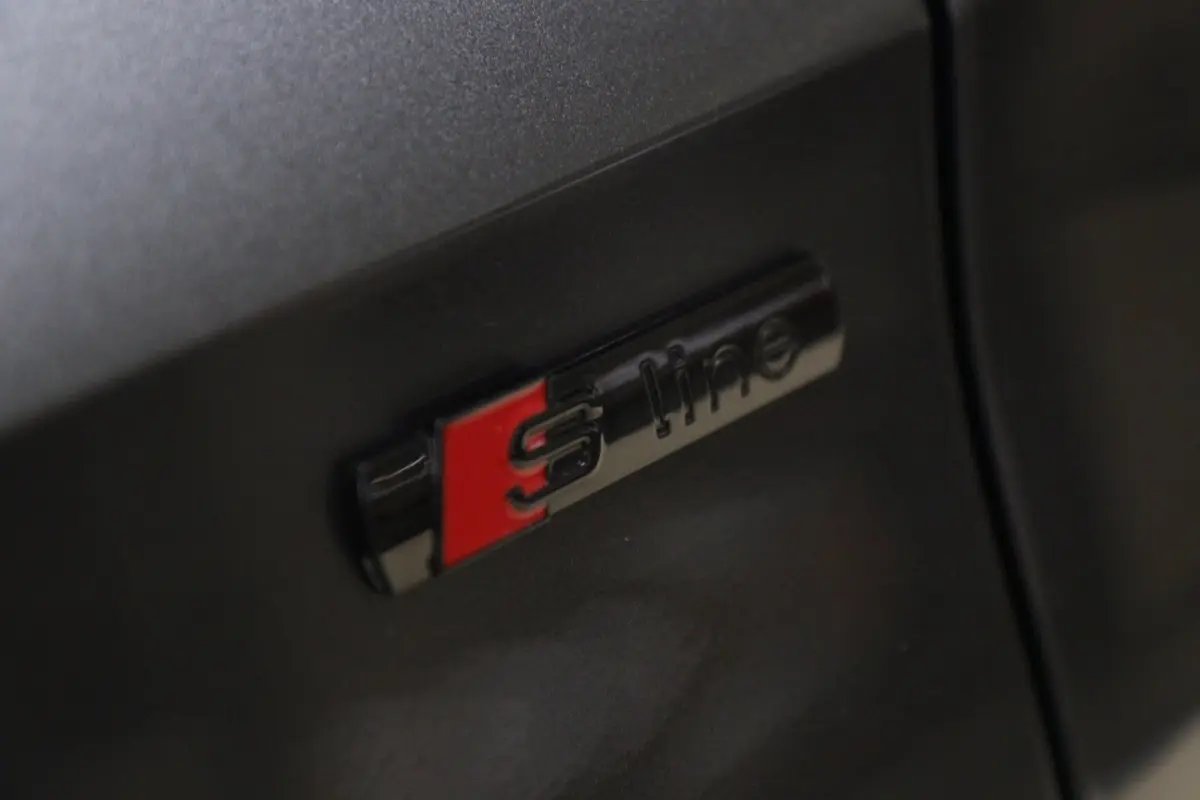 35 TFSI S Edition 3x S-Line PANO/CARPLAY/KEYLESS/ACC/VOL