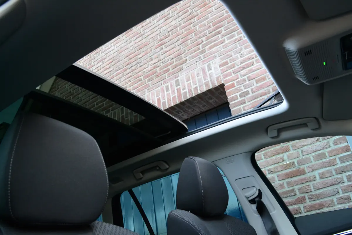 1.0 e-TSI DSG Automaat Business Edition Plus | Panoramadak | Trekhaak | Camera | Keyless | Carplay/Android Auto
