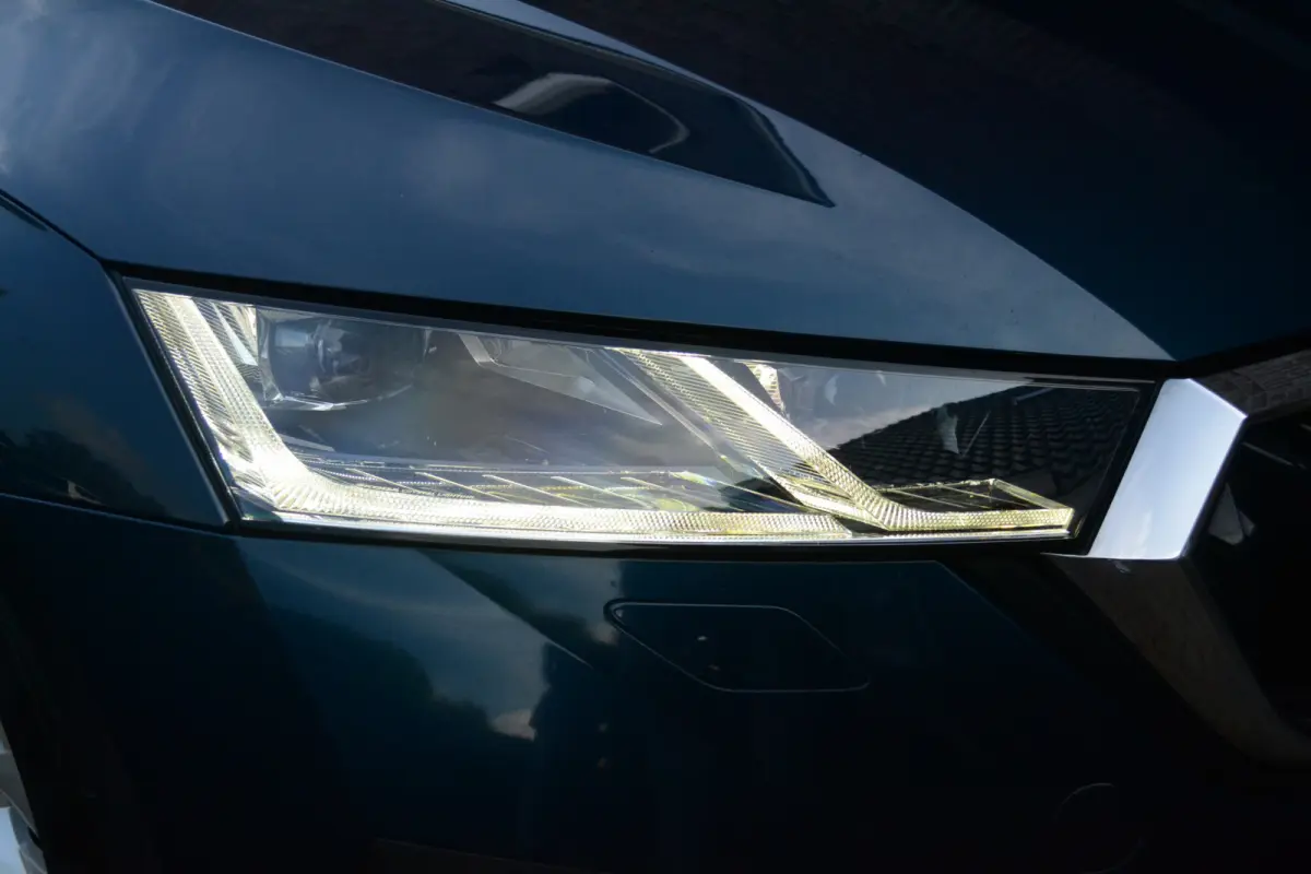 1.0 e-TSI DSG Automaat Business Edition Plus | Panoramadak | Trekhaak | Camera | Keyless | Carplay/Android Auto