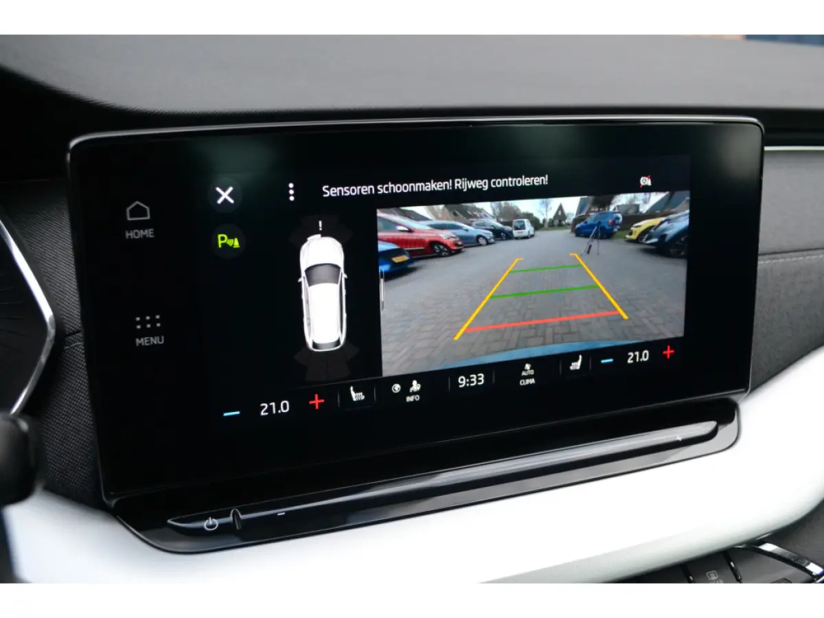 1.0 e-TSI DSG Automaat Business Edition Plus | Panoramadak | Trekhaak | Camera | Keyless | Carplay/Android Auto