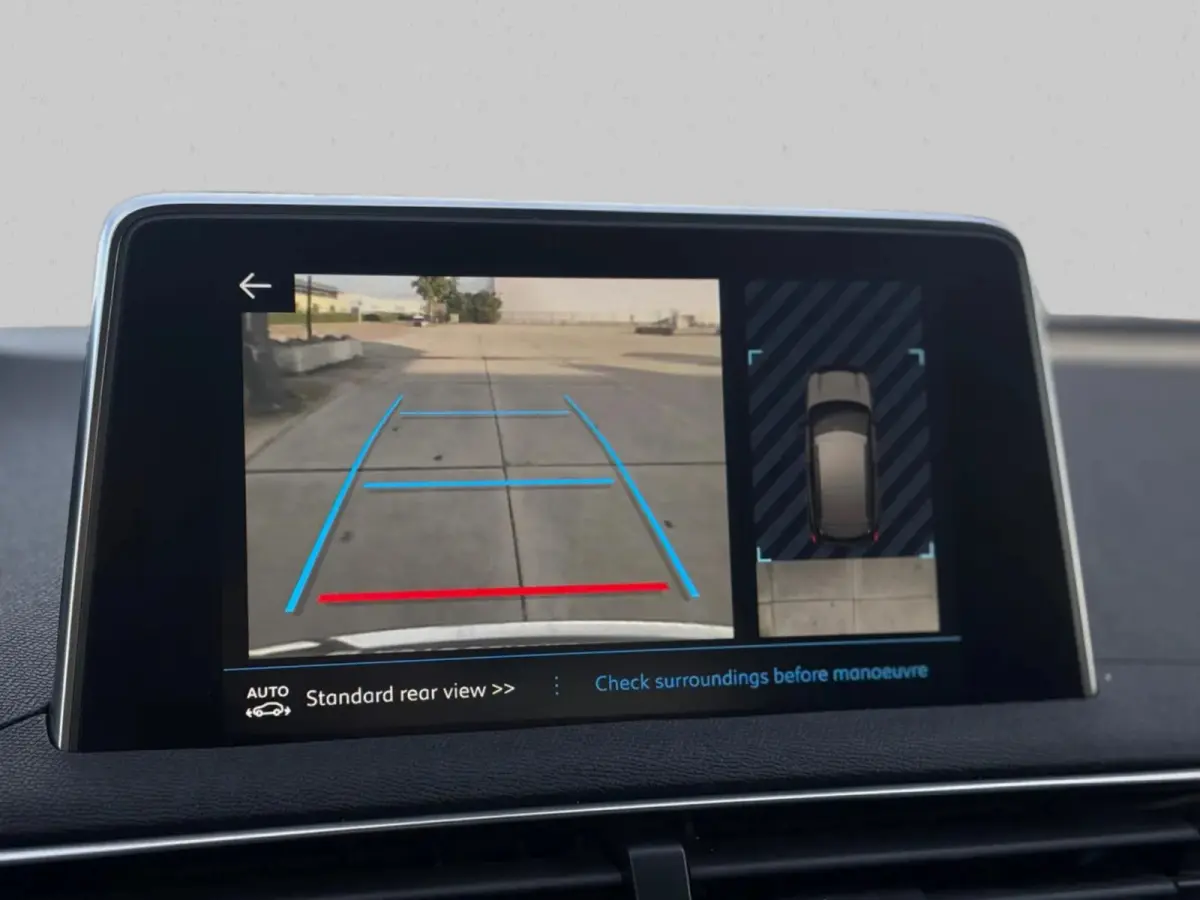 1.2 PureTech Blue Lease Premium(Goed OndH, NAvi, StoelV, Cruise Con, 360Camera, PDC V+A, Etc)
