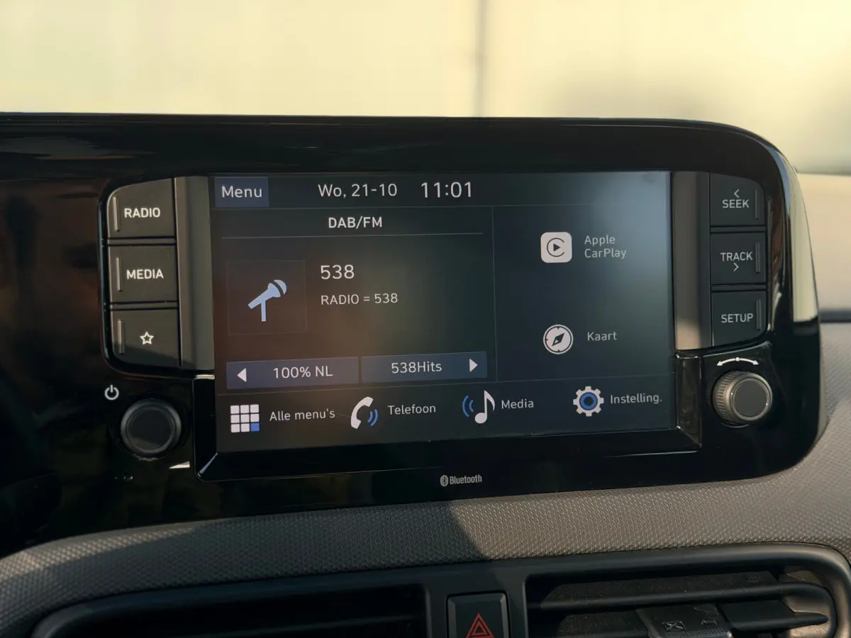1.0 Comfort / Apple Carplay & Android Auto Navigatie / Cruise Control / Airco / NL Auto / 1e Eigenaar / | Achterbank in delen neerklapbaar | Airco | Multimedia scherm standaard