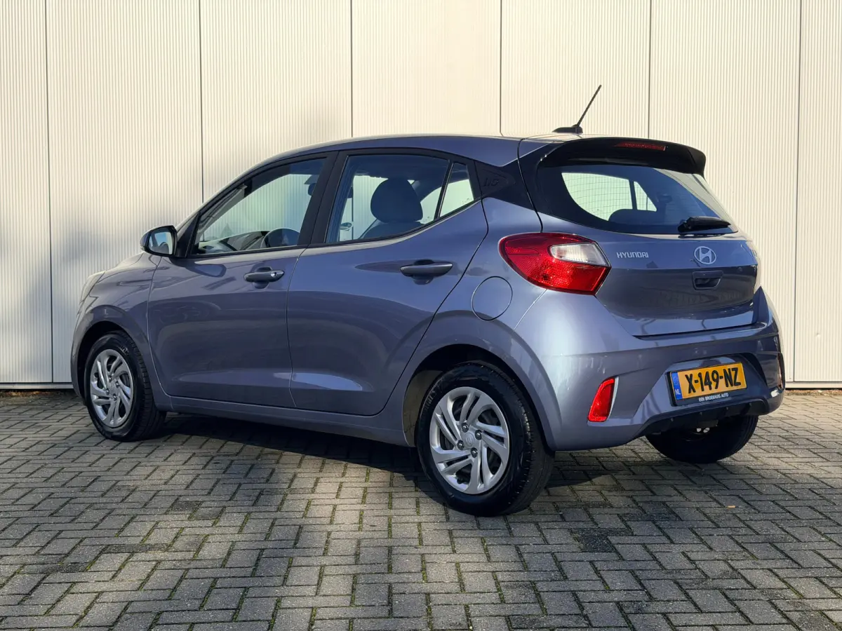1.0 Comfort / Apple Carplay & Android Auto Navigatie / Cruise Control / Airco / NL Auto / 1e Eigenaar / | Achterbank in delen neerklapbaar | Airco | Multimedia scherm standaard