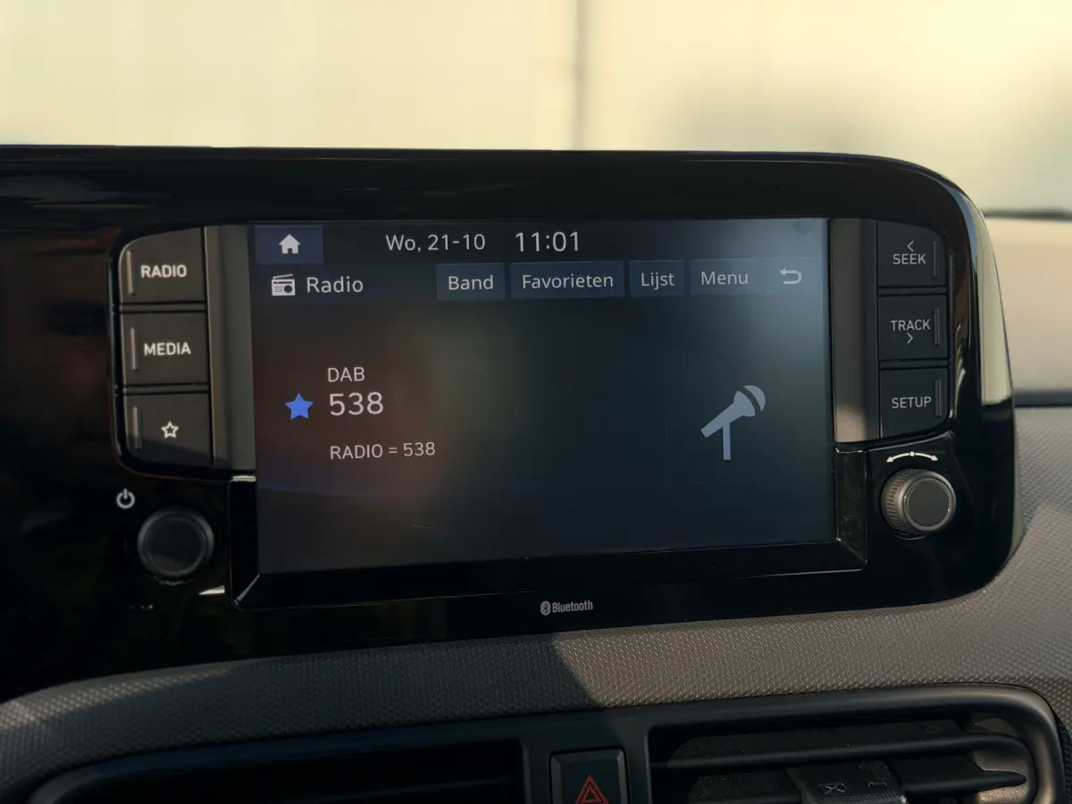 1.0 Comfort / Apple Carplay & Android Auto Navigatie / Cruise Control / Airco / NL Auto / 1e Eigenaar / | Achterbank in delen neerklapbaar | Airco | Multimedia scherm standaard