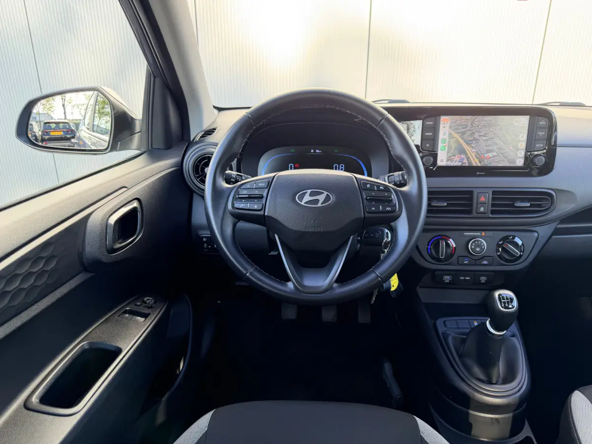 1.0 Comfort / Apple Carplay & Android Auto Navigatie / Cruise Control / Airco / NL Auto / 1e Eigenaar / | Achterbank in delen neerklapbaar | Airco | Multimedia scherm standaard