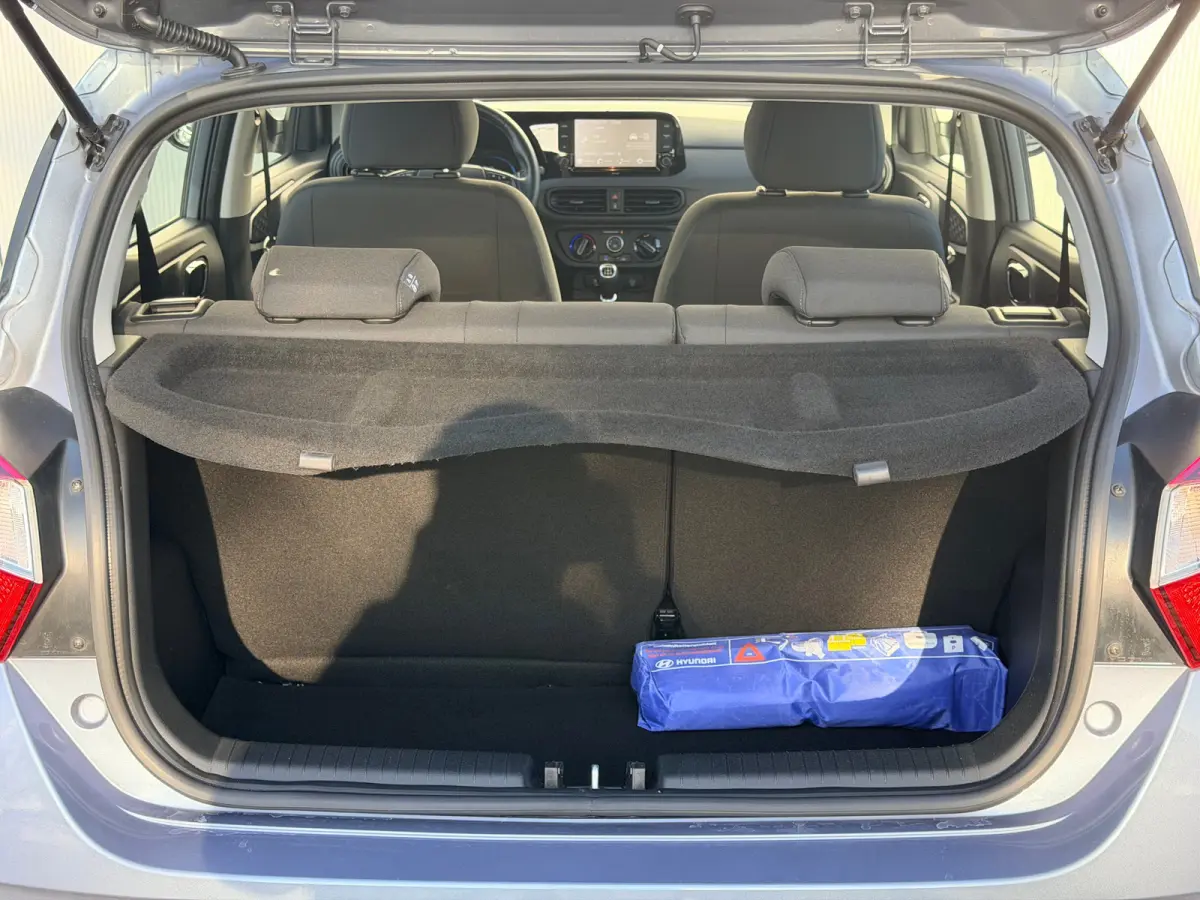 1.0 Comfort / Apple Carplay & Android Auto Navigatie / Cruise Control / Airco / NL Auto / 1e Eigenaar / | Achterbank in delen neerklapbaar | Airco | Multimedia scherm standaard