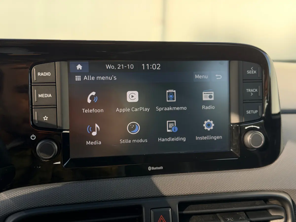 1.0 Comfort / Apple Carplay & Android Auto Navigatie / Cruise Control / Airco / NL Auto / 1e Eigenaar / | Achterbank in delen neerklapbaar | Airco | Multimedia scherm standaard