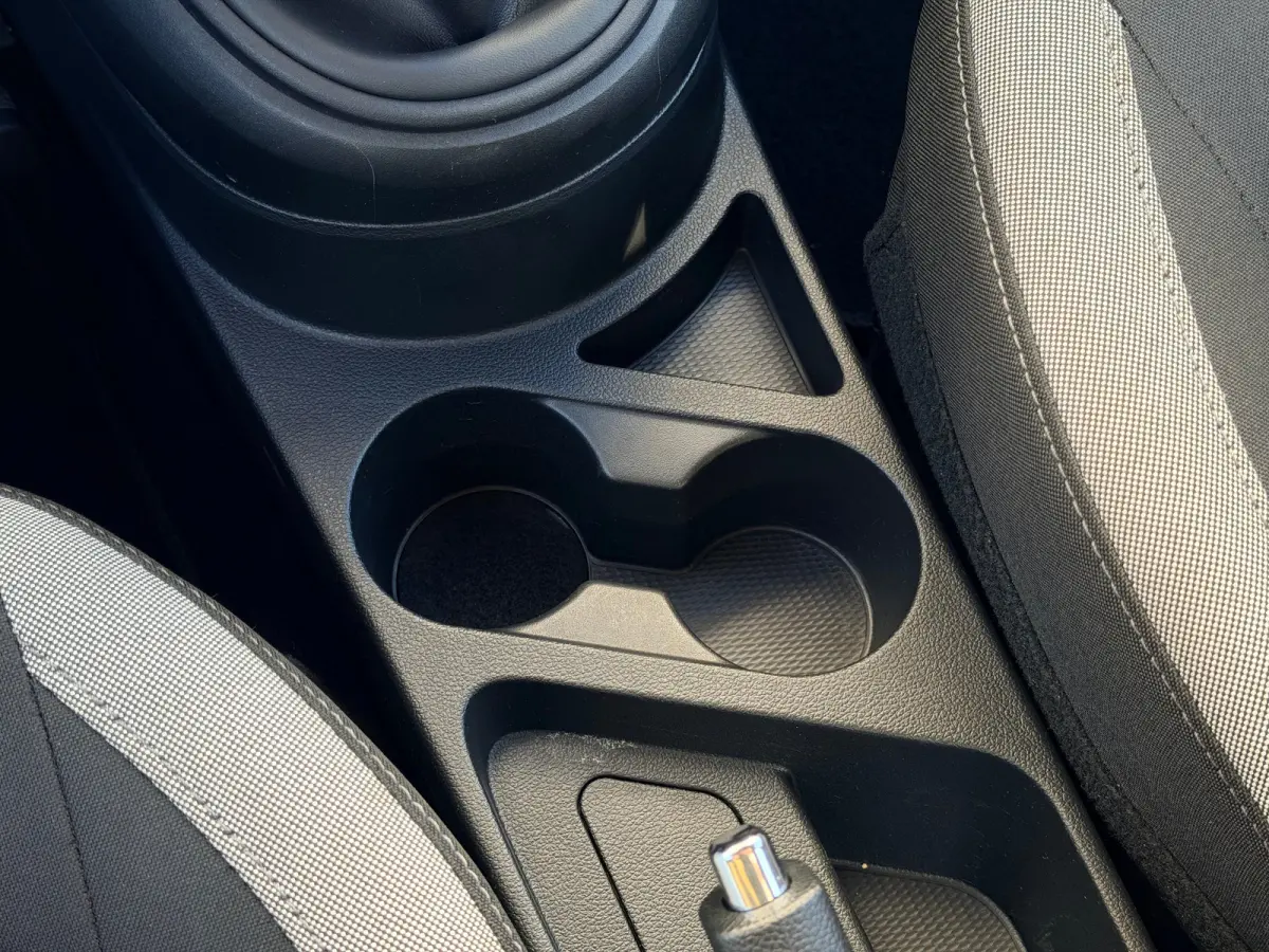 1.0 Comfort / Apple Carplay & Android Auto Navigatie / Cruise Control / Airco / NL Auto / 1e Eigenaar / | Achterbank in delen neerklapbaar | Airco | Multimedia scherm standaard