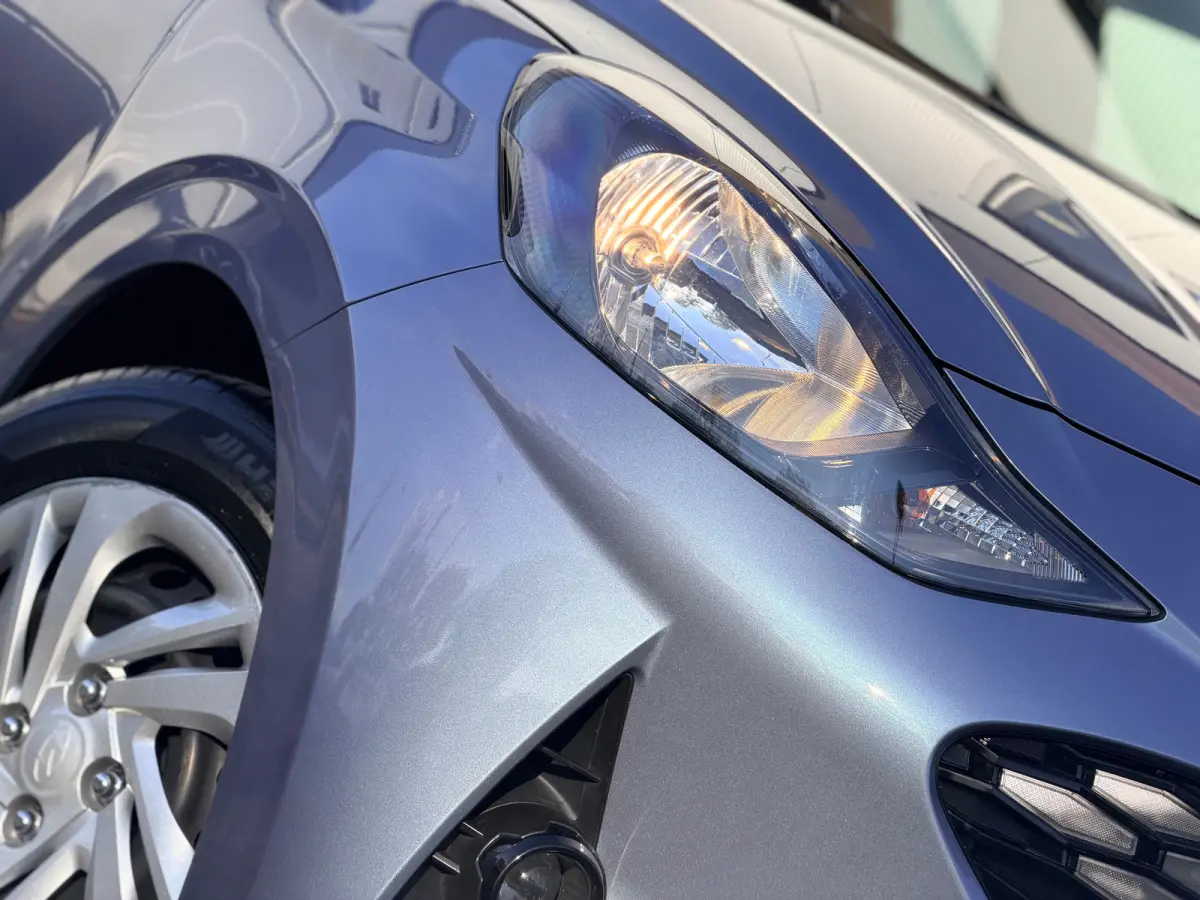 1.0 Comfort / Apple Carplay & Android Auto Navigatie / Cruise Control / Airco / NL Auto / 1e Eigenaar / | Achterbank in delen neerklapbaar | Airco | Multimedia scherm standaard