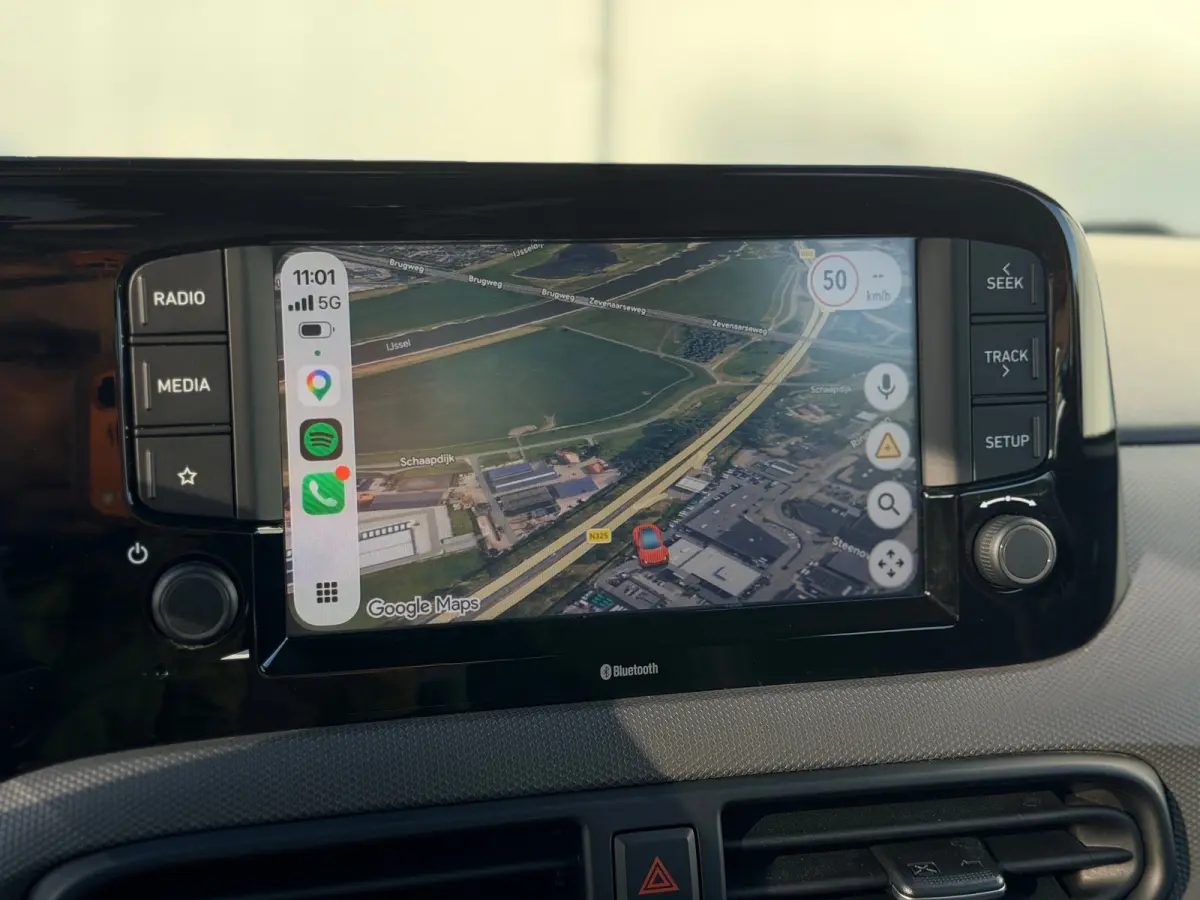 1.0 Comfort / Apple Carplay & Android Auto Navigatie / Cruise Control / Airco / NL Auto / 1e Eigenaar / | Achterbank in delen neerklapbaar | Airco | Multimedia scherm standaard
