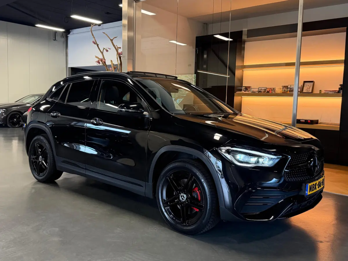 250 e Amg night Pano Sfeerverlichting. Carbon