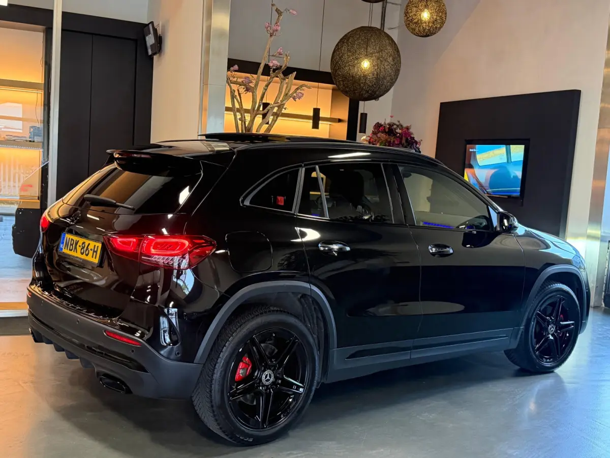 250 e Amg night Pano Sfeerverlichting. Carbon