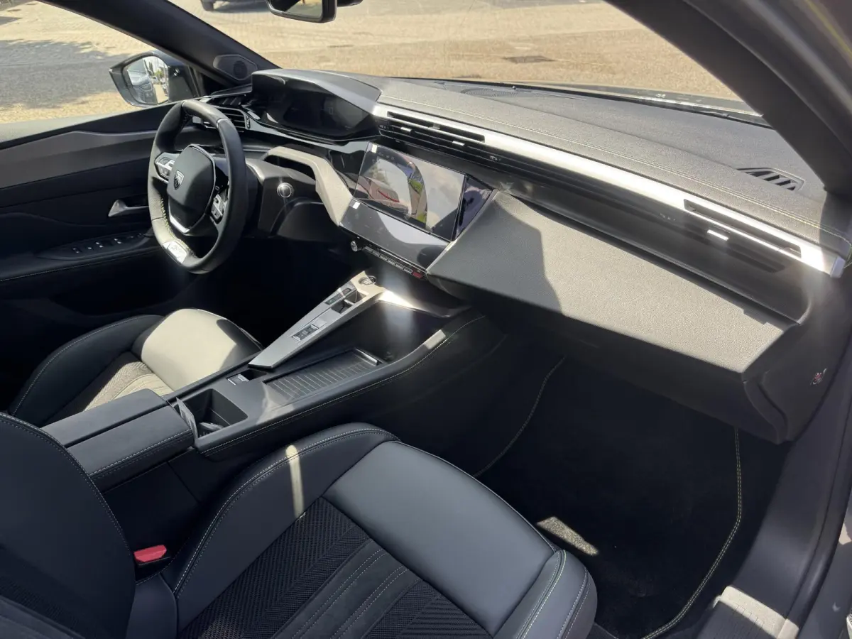 GT Avantage EV 54 kWh l Voorraad l Alcantara Executive Pack l Warmtepomp