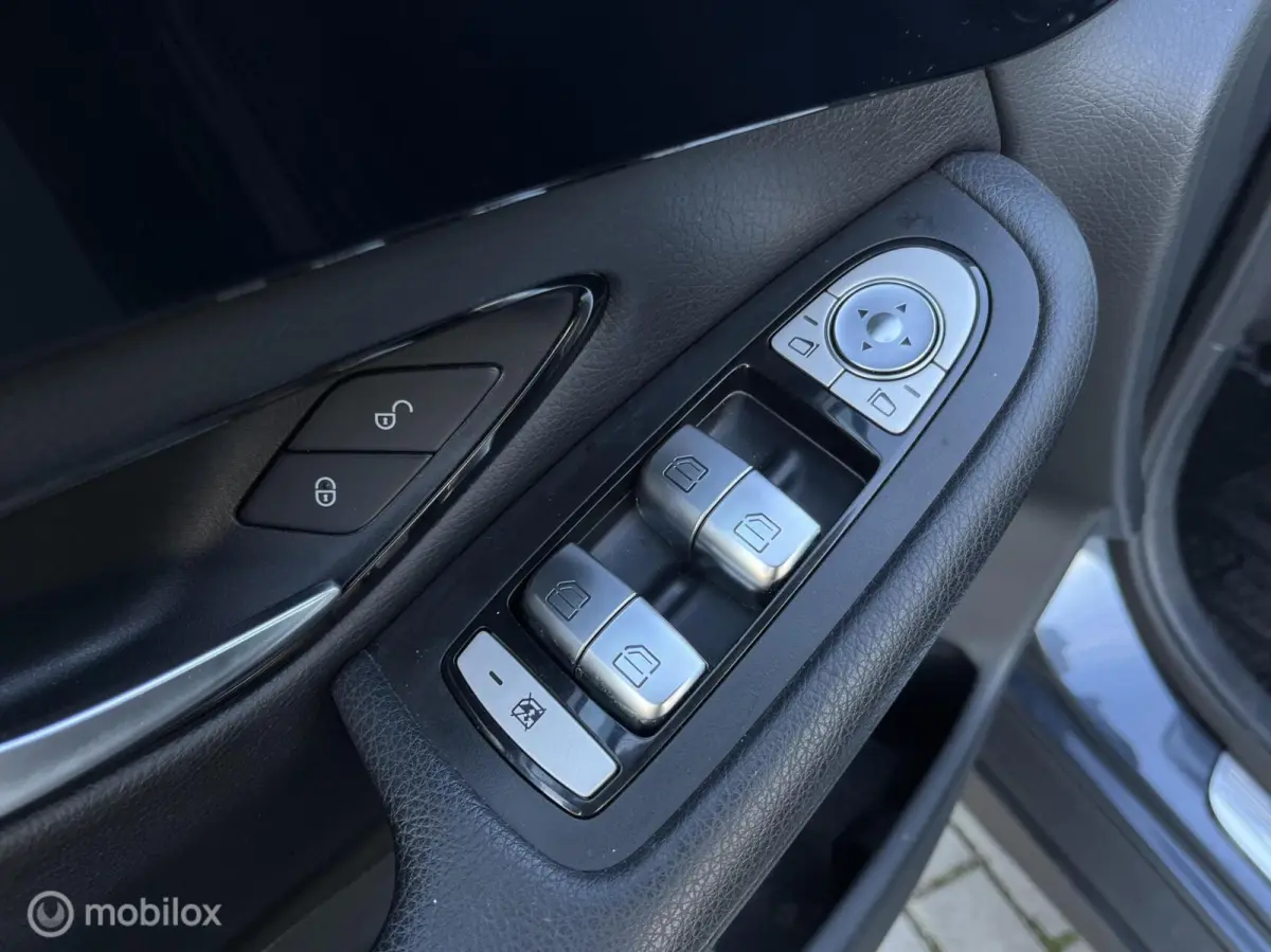 250 d 4MATIC Prestige|Leer|Navi|Stoelverwarming