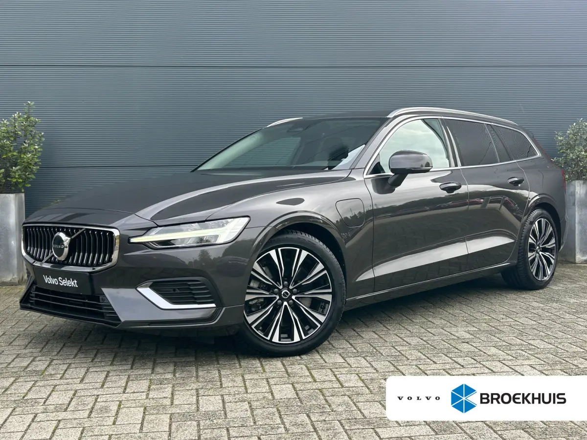 2.0 T6 Plug-in hybrid AWD Plus Bright | Long Range | SoH 94% | Pilot Assist | BLIS | Memory | Stoel & stuurverwarming | Camera |