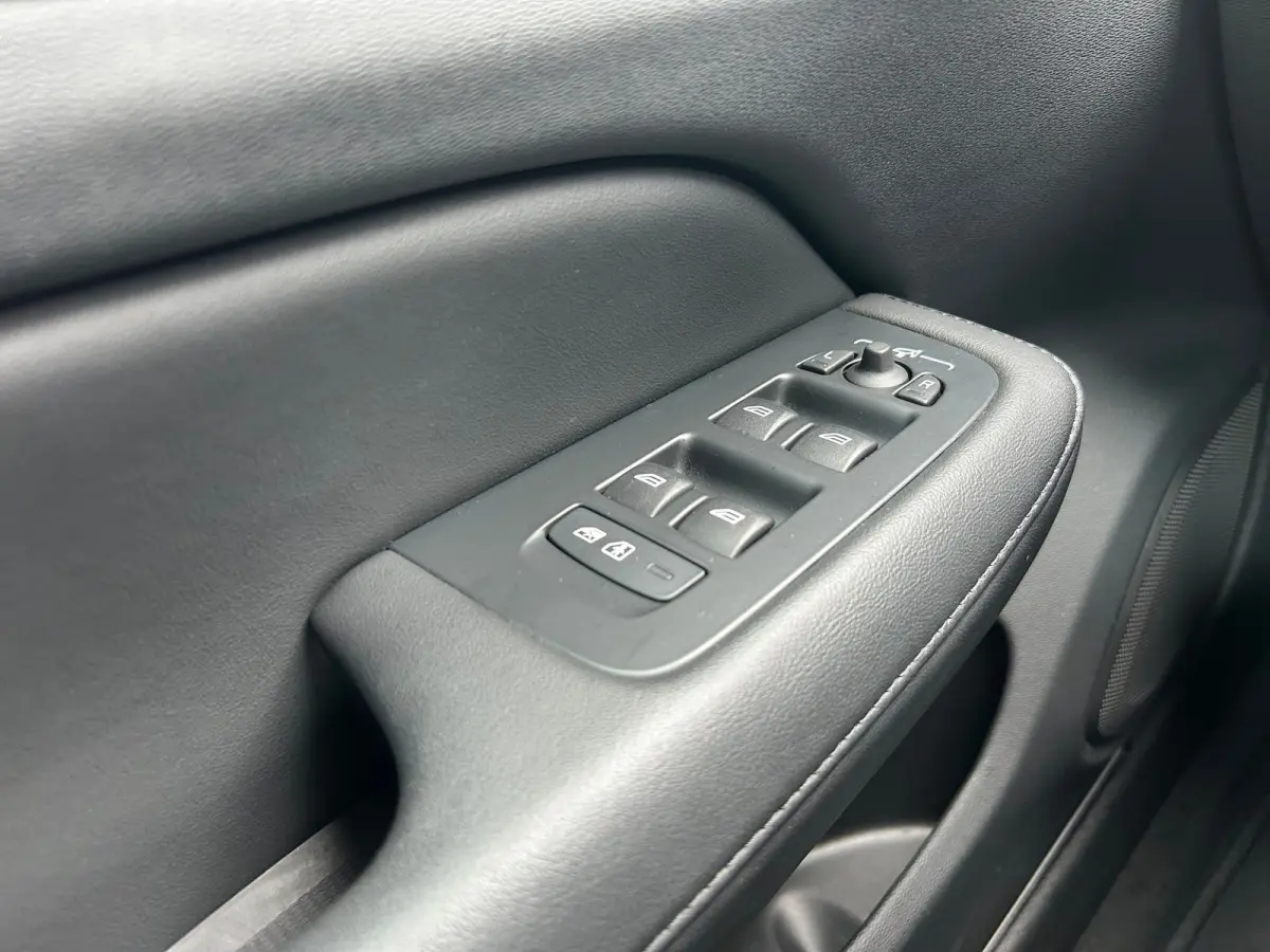 2.0 T6 Plug-in hybrid AWD Plus Bright | Long Range | SoH 94% | Pilot Assist | BLIS | Memory | Stoel & stuurverwarming | Camera |