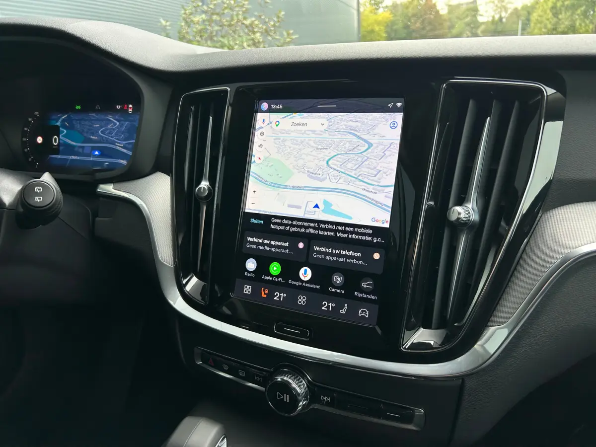 2.0 T6 Plug-in hybrid AWD Plus Bright | Long Range | SoH 94% | Pilot Assist | BLIS | Memory | Stoel & stuurverwarming | Camera |