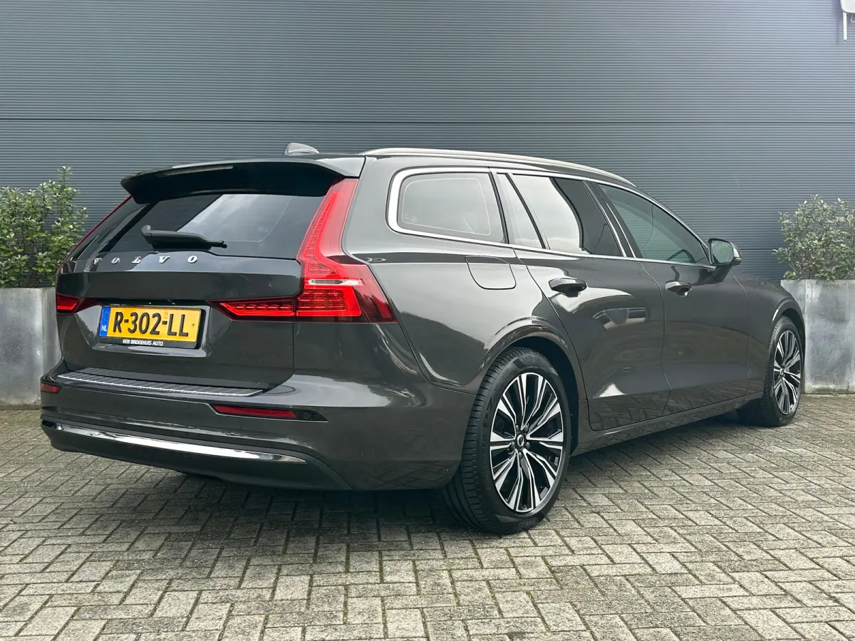 2.0 T6 Plug-in hybrid AWD Plus Bright | Long Range | SoH 94% | Pilot Assist | BLIS | Memory | Stoel & stuurverwarming | Camera |